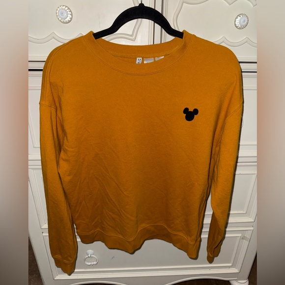 Women’s Disney Yellow Mustard Fall Crew Neck Sweater - Picture 1 of 1